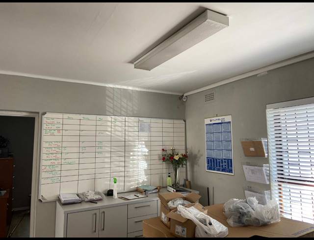 75M² OFFICE TO LET IN KIRSTENHOF